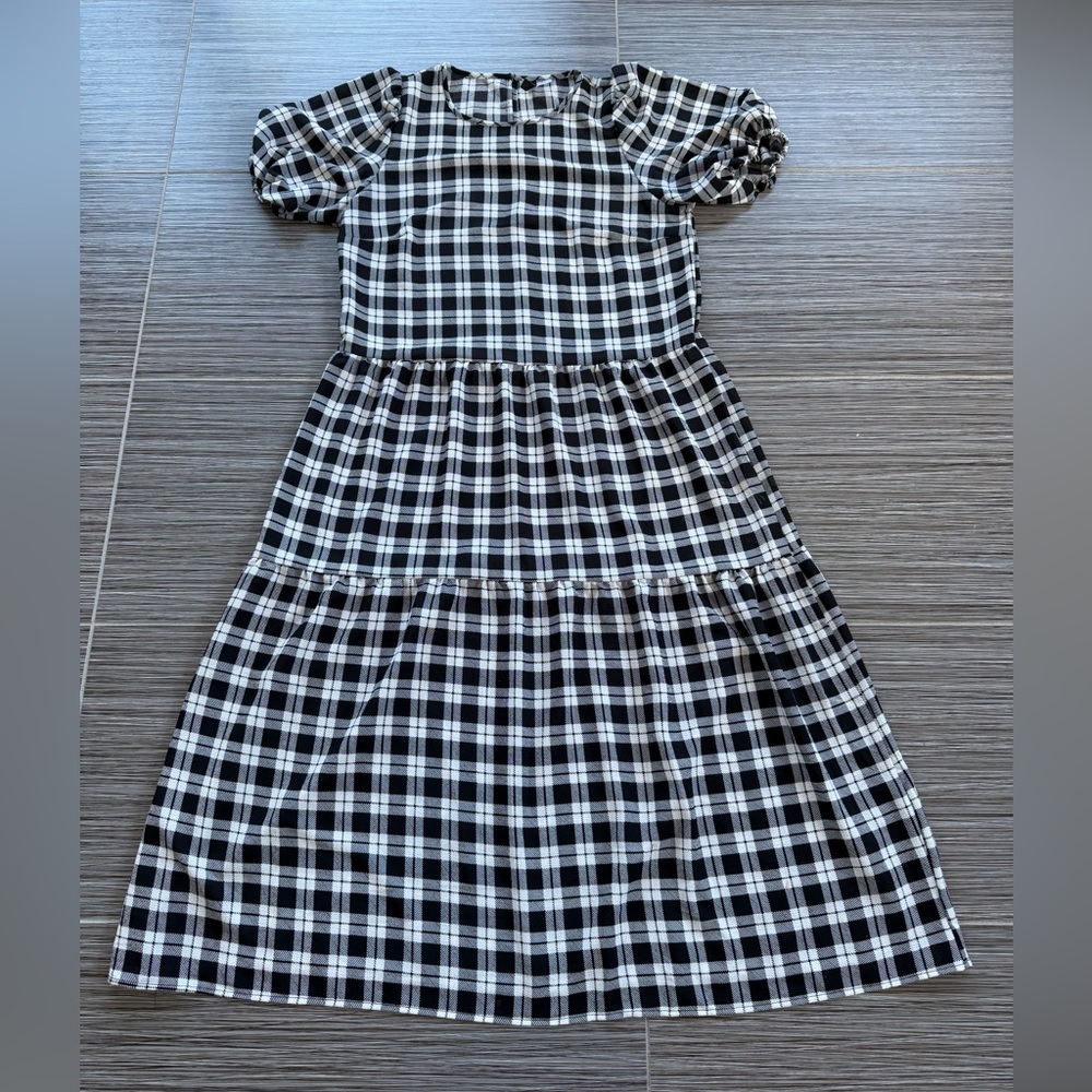 Classic Black and White Plaid H&M Dress size small